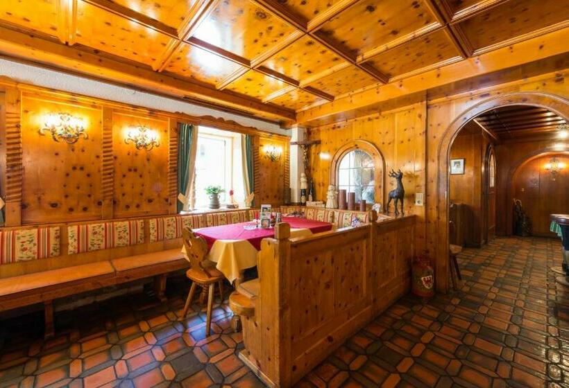 ユースホステル Landgasthof Bierfriedl