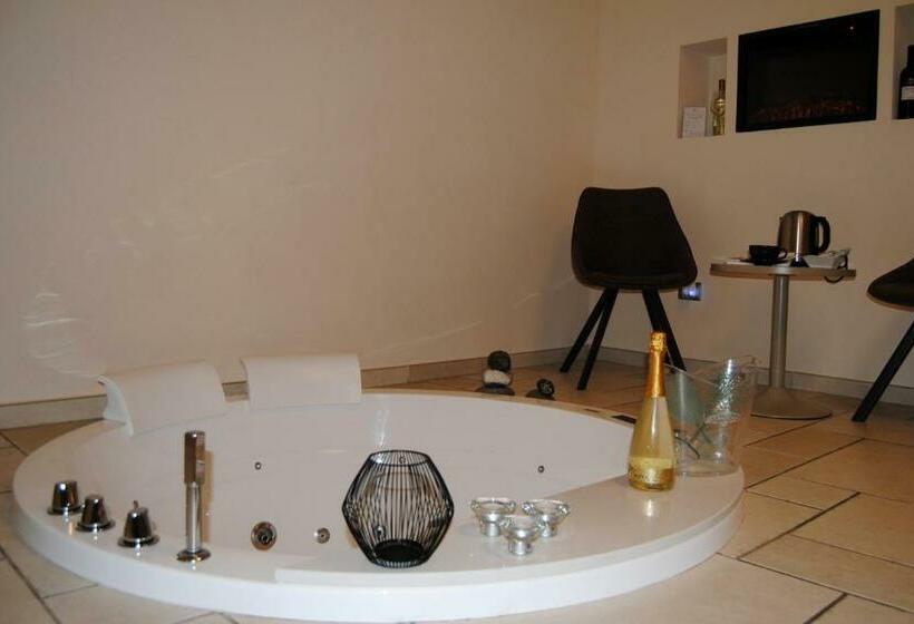 Nocleg ze śniadaniem Lux Suite