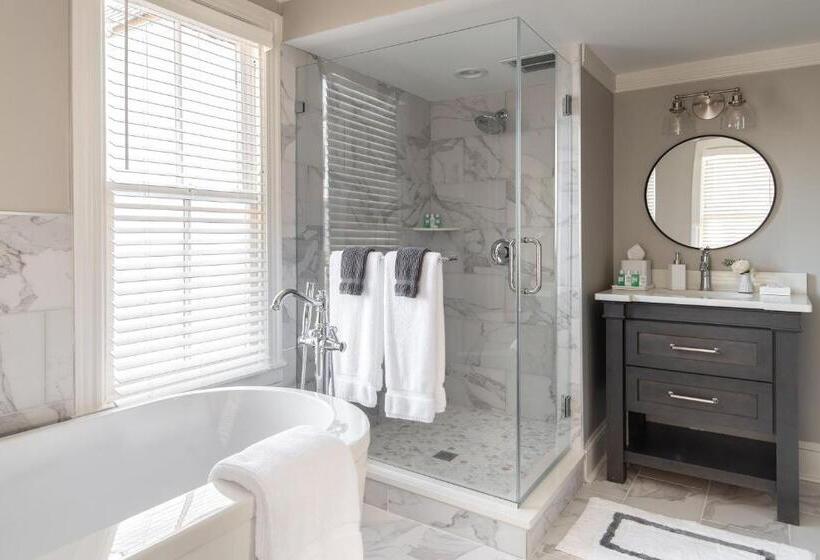 هتل 134 Prince   Luxury Boutique