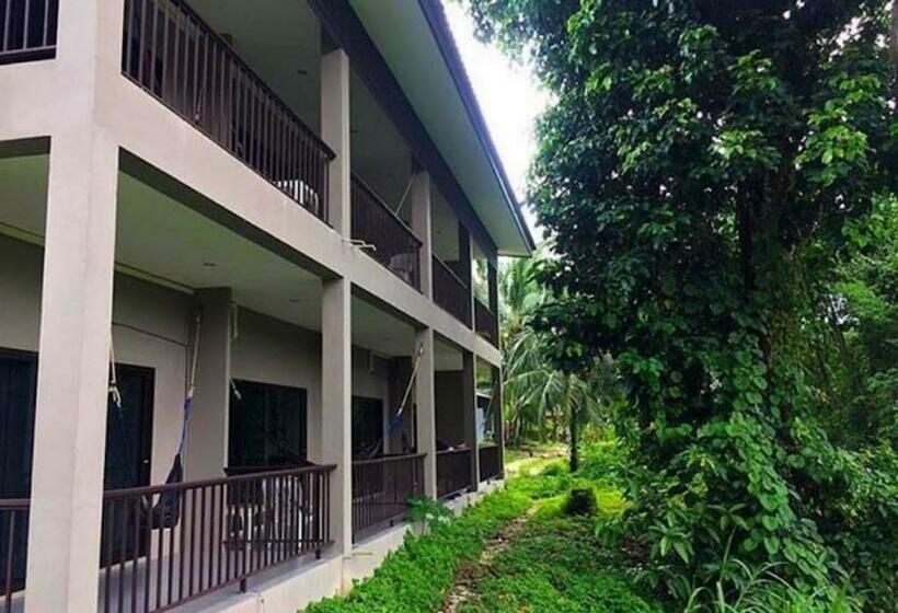 Hotel Green Pepper Garden