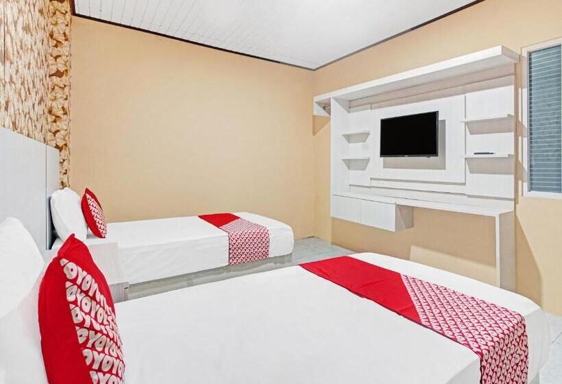 בית מלון כפרי Oyo 90399 Box House