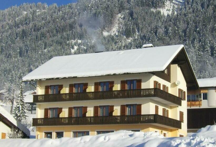 פנסיון Haus Alpenfriede