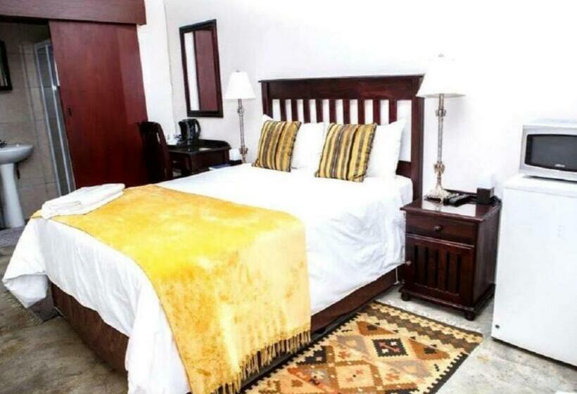 ペンション Monacco Guest House