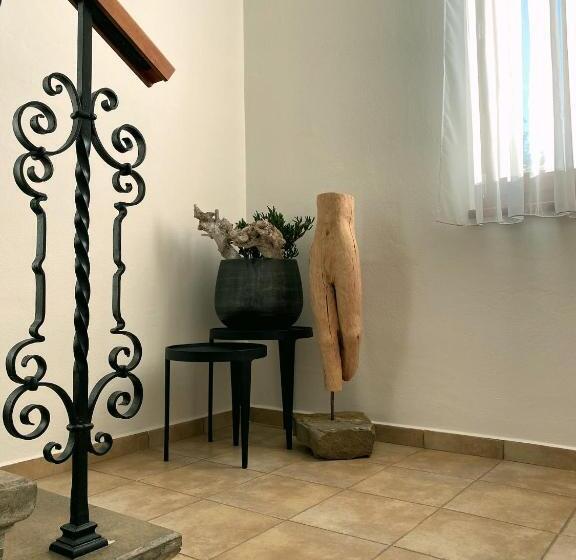 پانسیون Vila Bellevue