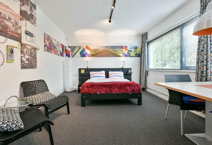 مبيت وإفطار Bedbijpet