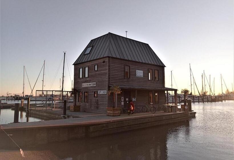 ベッドアンドブレックファースト Kaap Hoorn Club Bed En Breakfast