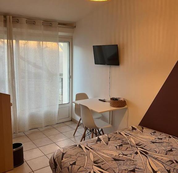 住宿加早餐  Le Nid Castries   Charmant Logement Complet Et équipé Centre Castries Proche Montpellier