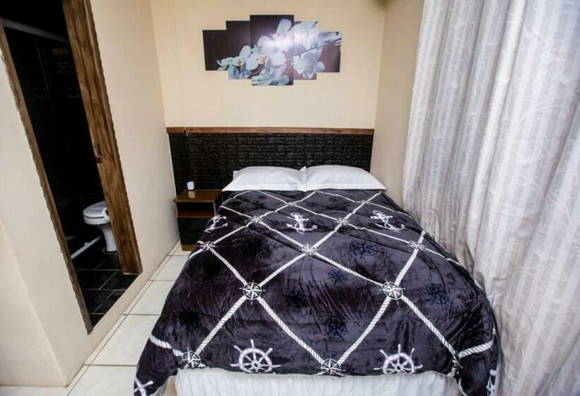 Hostel Castelo Ltda
