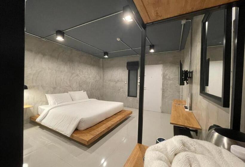هتل Loft Space