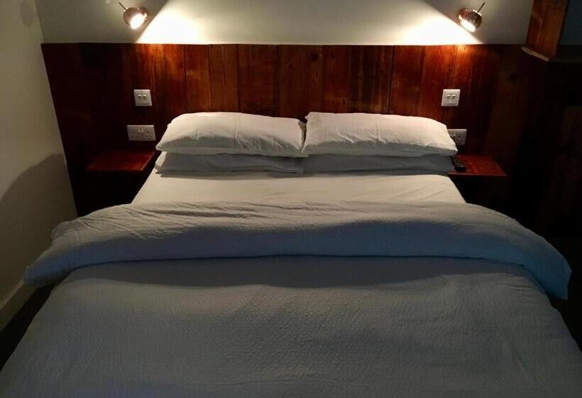 پانسیون Jersey Villa Guest House