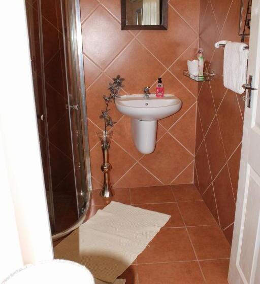 Пансион Seaview Executive Guest House