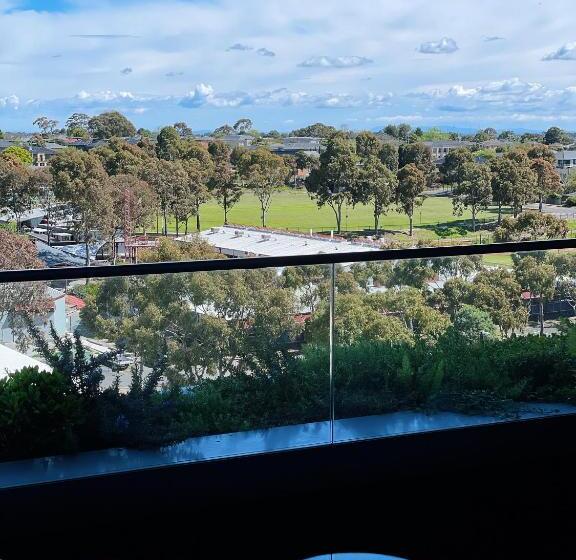 Skygarden Luxury Condo