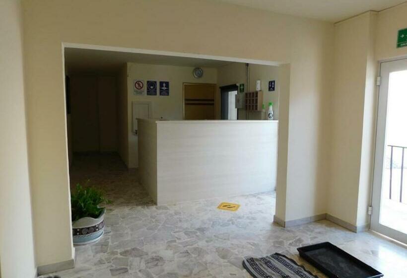 فندق Mr Lion And Spa