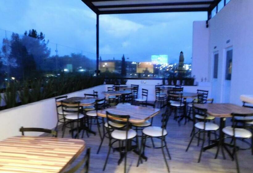 فندق Mr Lion And Spa