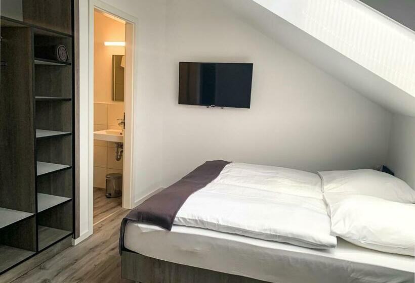 پانسیون Prima Inn Unterkunft Direkt über Der Bar Am Minimax