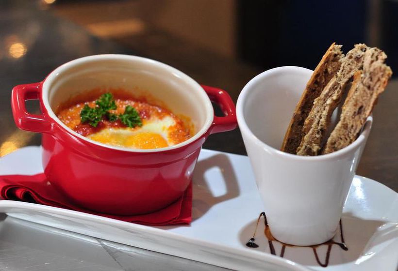 ホテル Sure  Bordeaux Aeroport