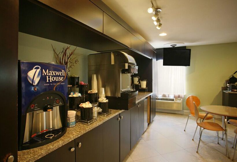 בית מלון כפרי Best Western Zachary Inn