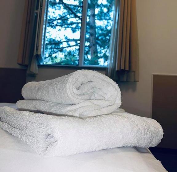 هتل Donaustadt Kagran   At Metro U1