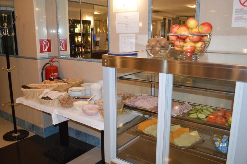 هتل Donaustadt Kagran   At Metro U1