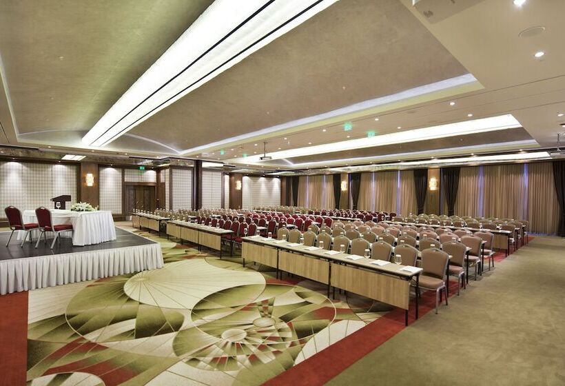 هتل Doubletree By Hilton  Avanos  Cappadocia