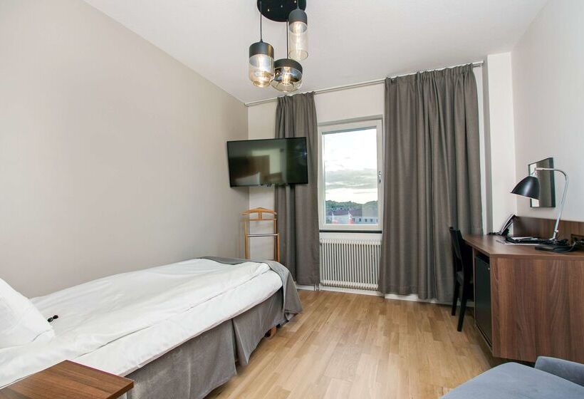 First Hotel Brommaplan