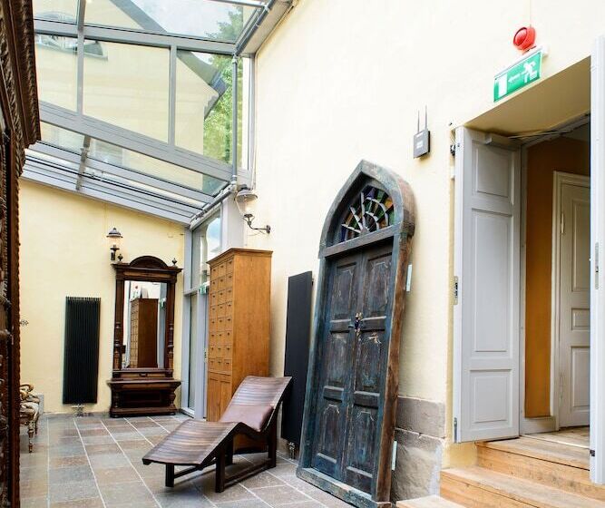 هتل Hellstens Malmgård