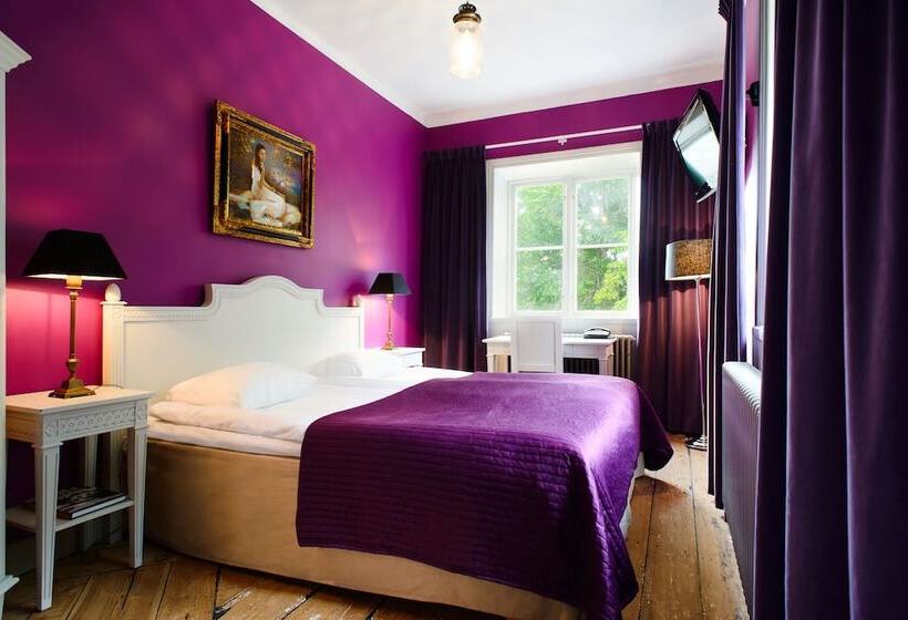 هتل Hellstens Malmgård