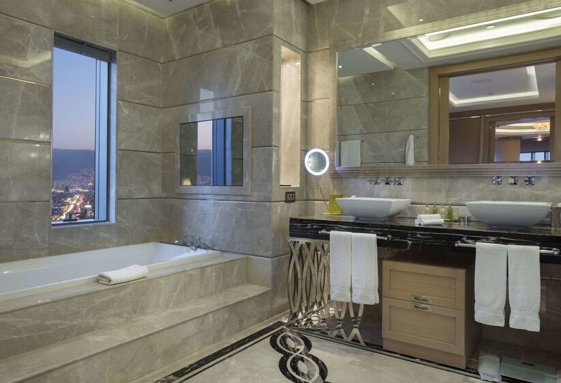 호텔 Hilton Bursa Convention Center & Spa