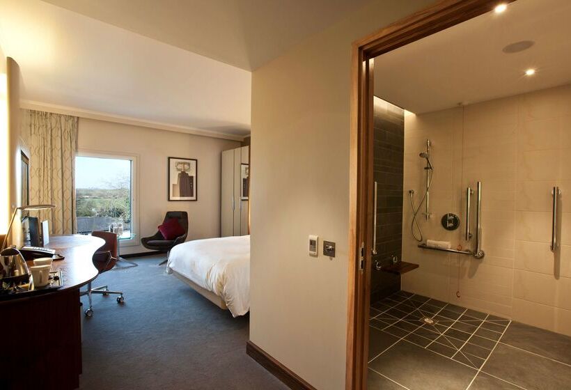 酒店 Hilton London Heathrow Airport Terminal 5