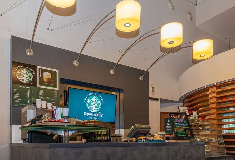 酒店 Hilton London Heathrow Airport Terminal 5