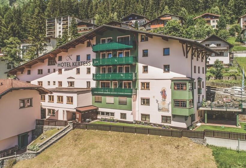 هتل Kertess