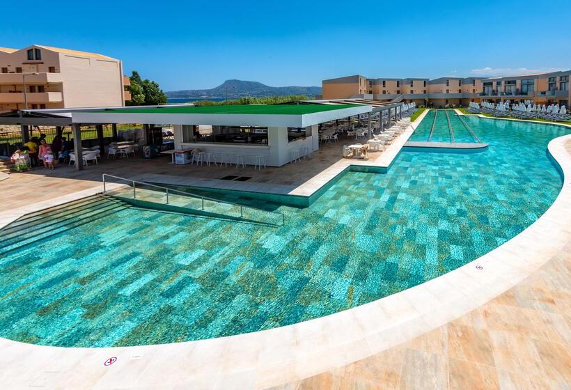 هتل Kiani Beach Resort Family All Inclusive