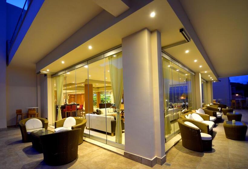 هتل Kiani Beach Resort Family All Inclusive