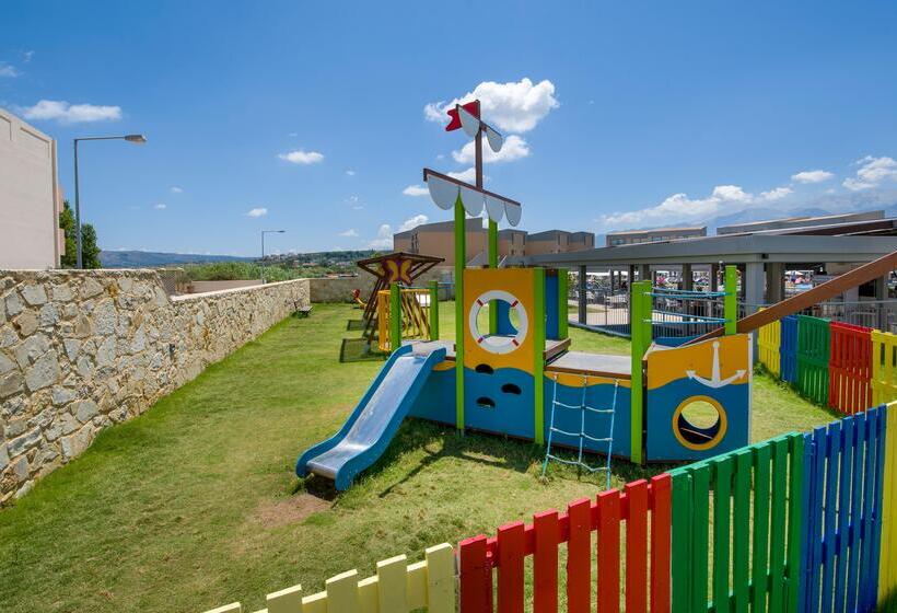 هتل Kiani Beach Resort Family All Inclusive