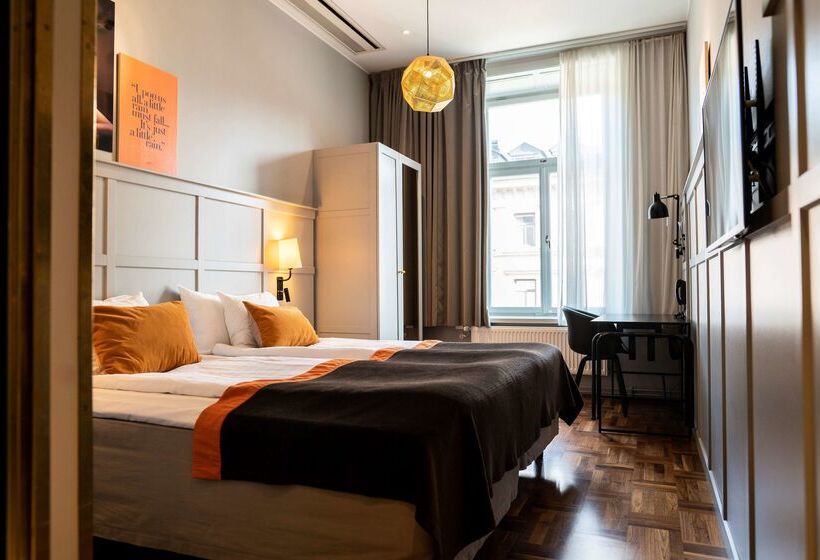 هتل Scandic Grand Central