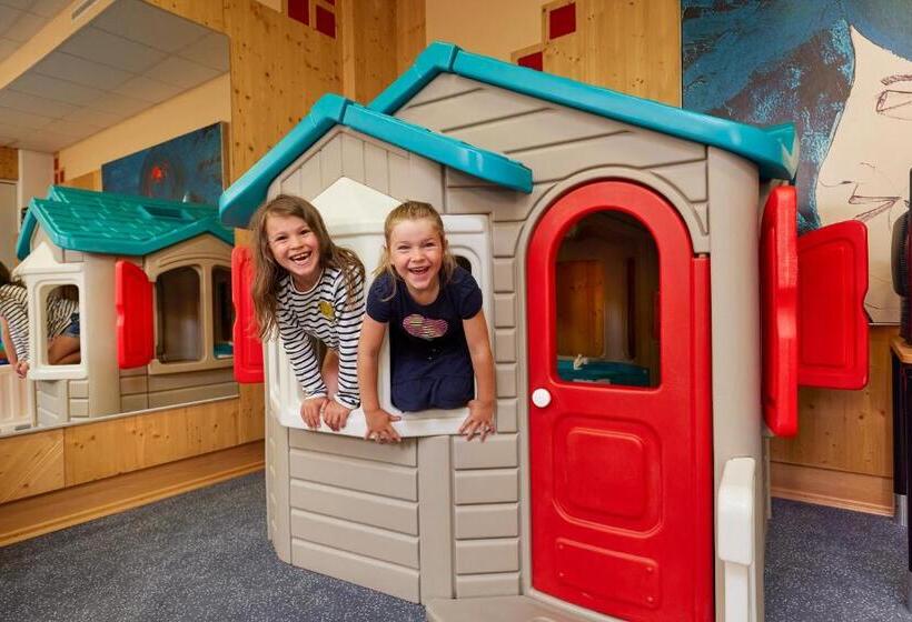 هتل Sunny Sölden