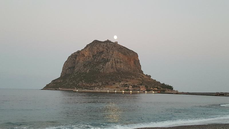 هتل The Flower Of Monemvasia