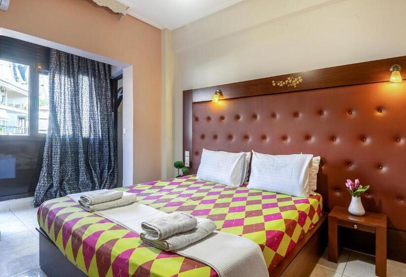 هتل Toti Boutique Rooms