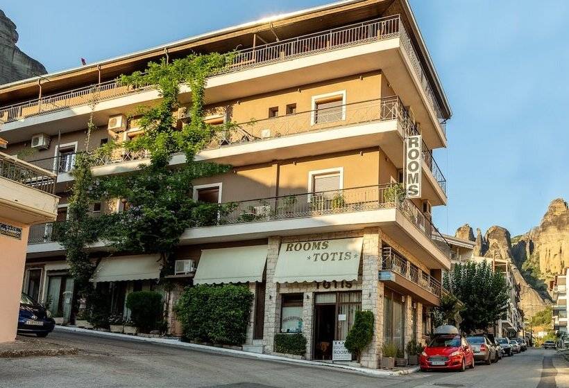 هتل Toti Boutique Rooms