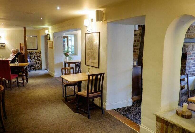 فندق صغير The Pelican Inn