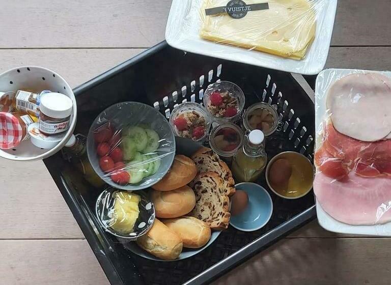مبيت وإفطار Bed&breakfast Tussen De Poorten
