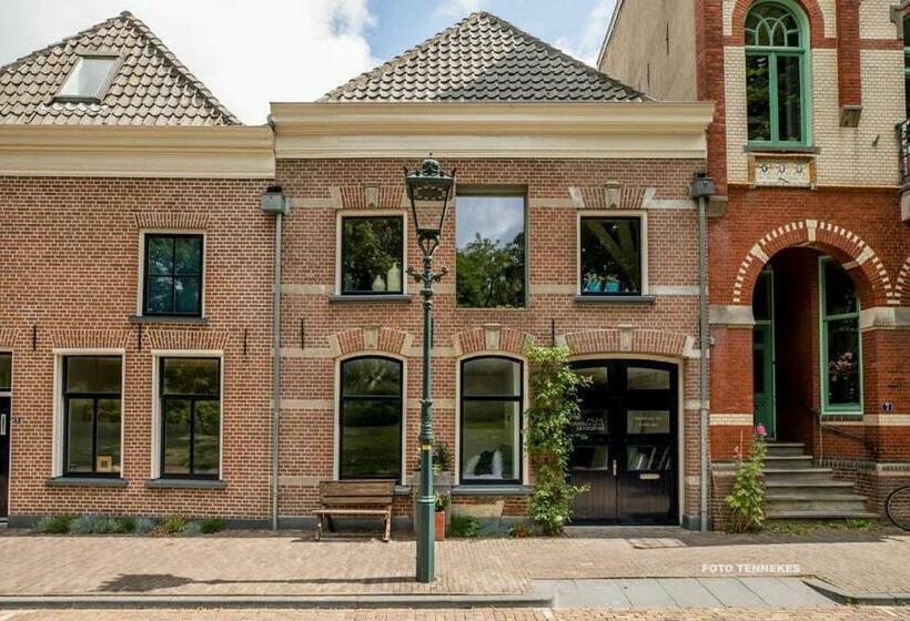 مبيت وإفطار Bed&breakfast Tussen De Poorten