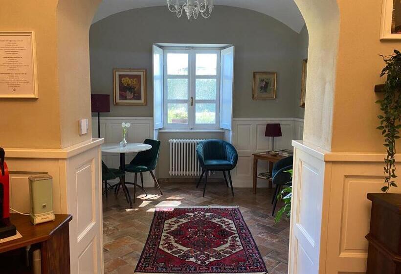 تختخواب و صبحانه Bed&breakfast Villa Camilla