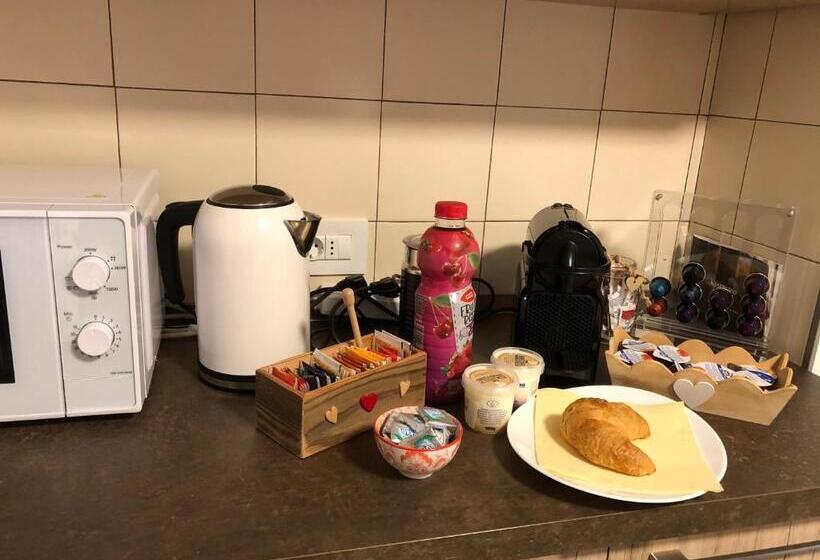 مبيت وإفطار B And B Nonna Rosa Vista Lagorai