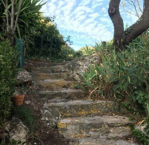 ベッドアンドブレックファースト Chez Tatie Ménie