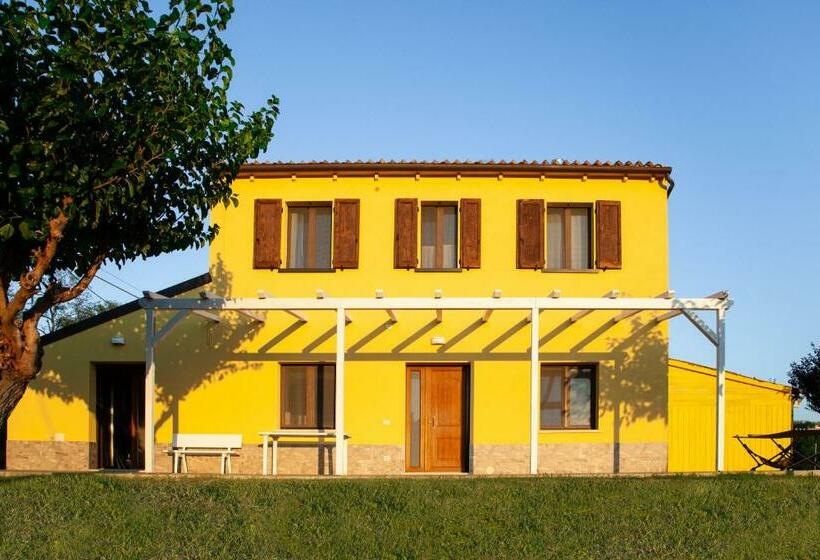 تختخواب و صبحانه La Casa Del Sole