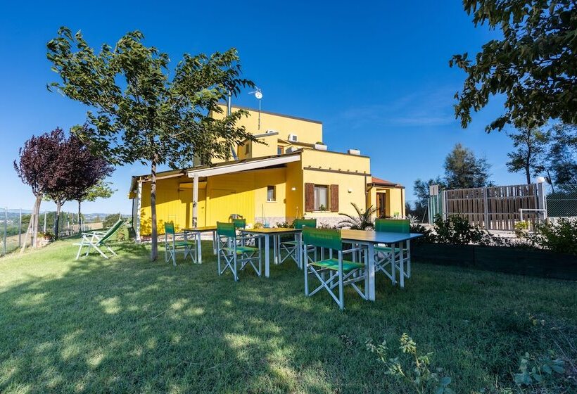تختخواب و صبحانه La Casa Del Sole