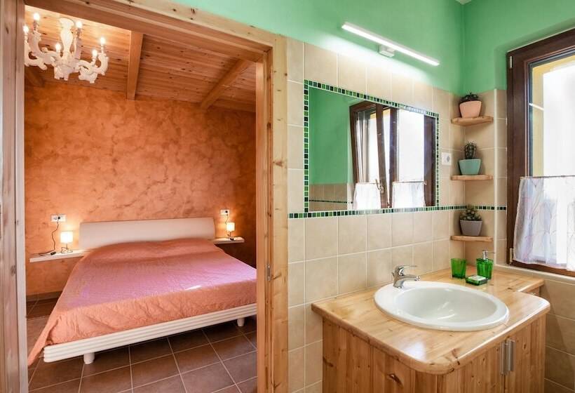 تختخواب و صبحانه La Casa Del Sole