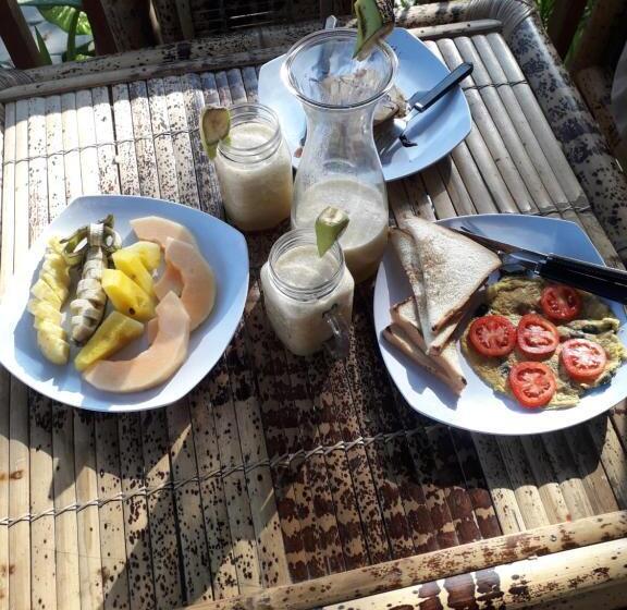 مبيت وإفطار Tropical Sunday Bungalow   Surf And Stay