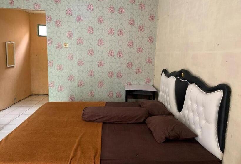 پانسیون Asoka Guest House